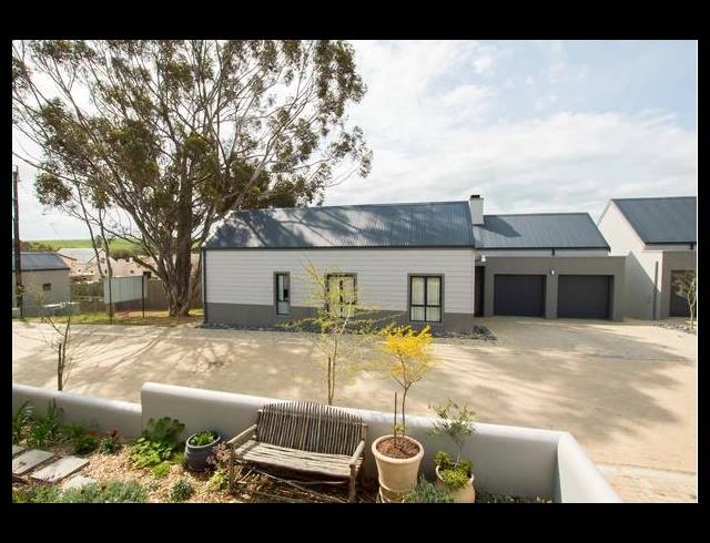 3 BEDROOM HOUSE FOR SALE IN PHILADELPHIA